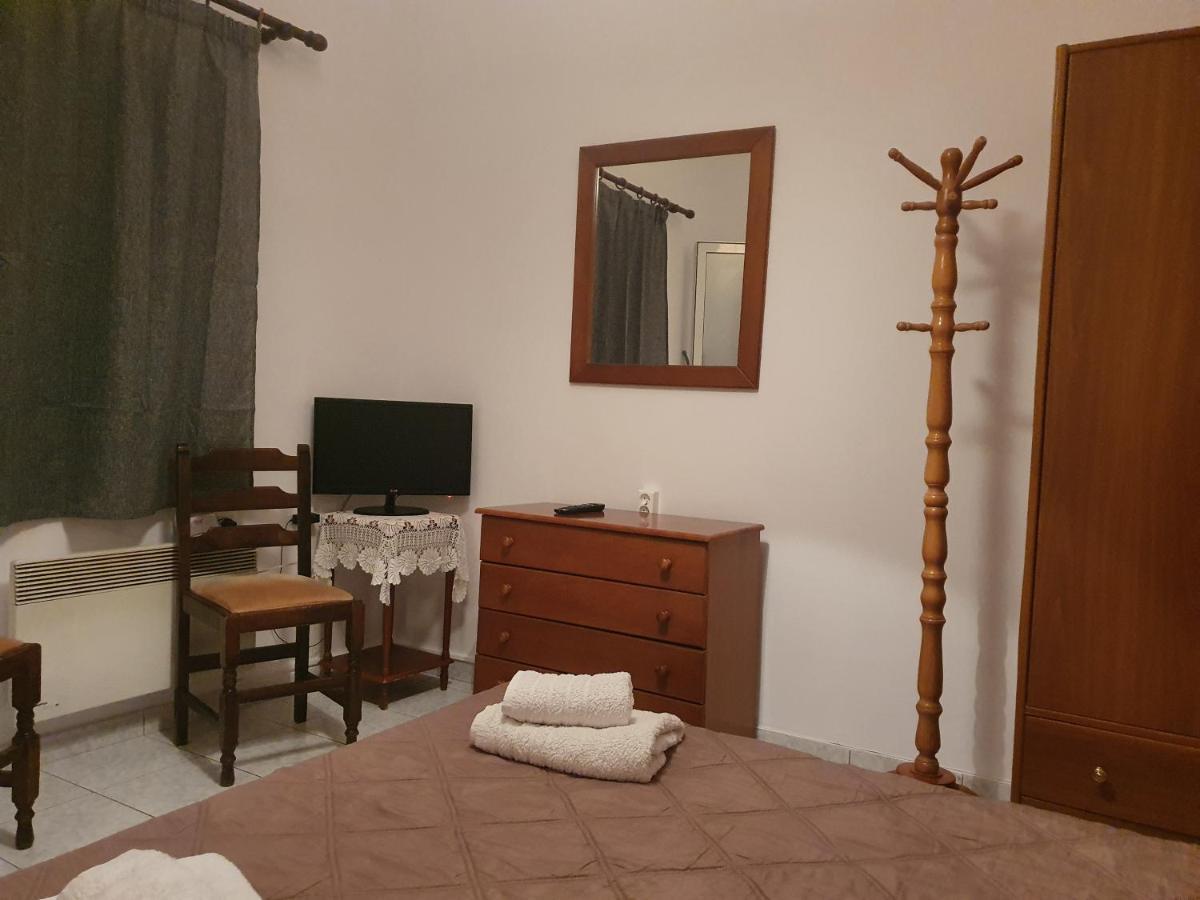 Soullas Apart -Ελλαδα- Apartment Ermoupoli Exterior foto