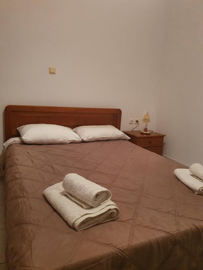 Soullas Apart -Ελλαδα- Apartment Ermoupoli Exterior foto