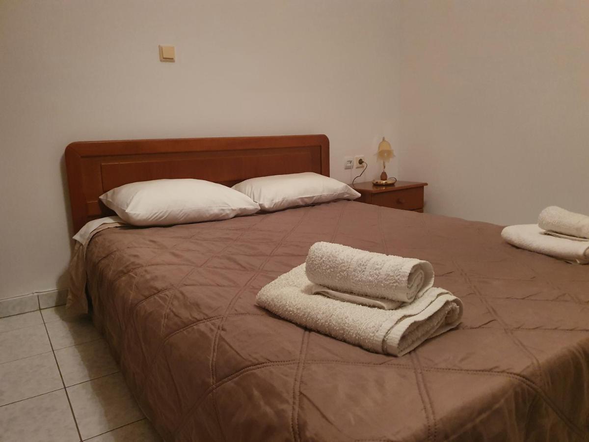 Soullas Apart -Ελλαδα- Apartment Ermoupoli Exterior foto
