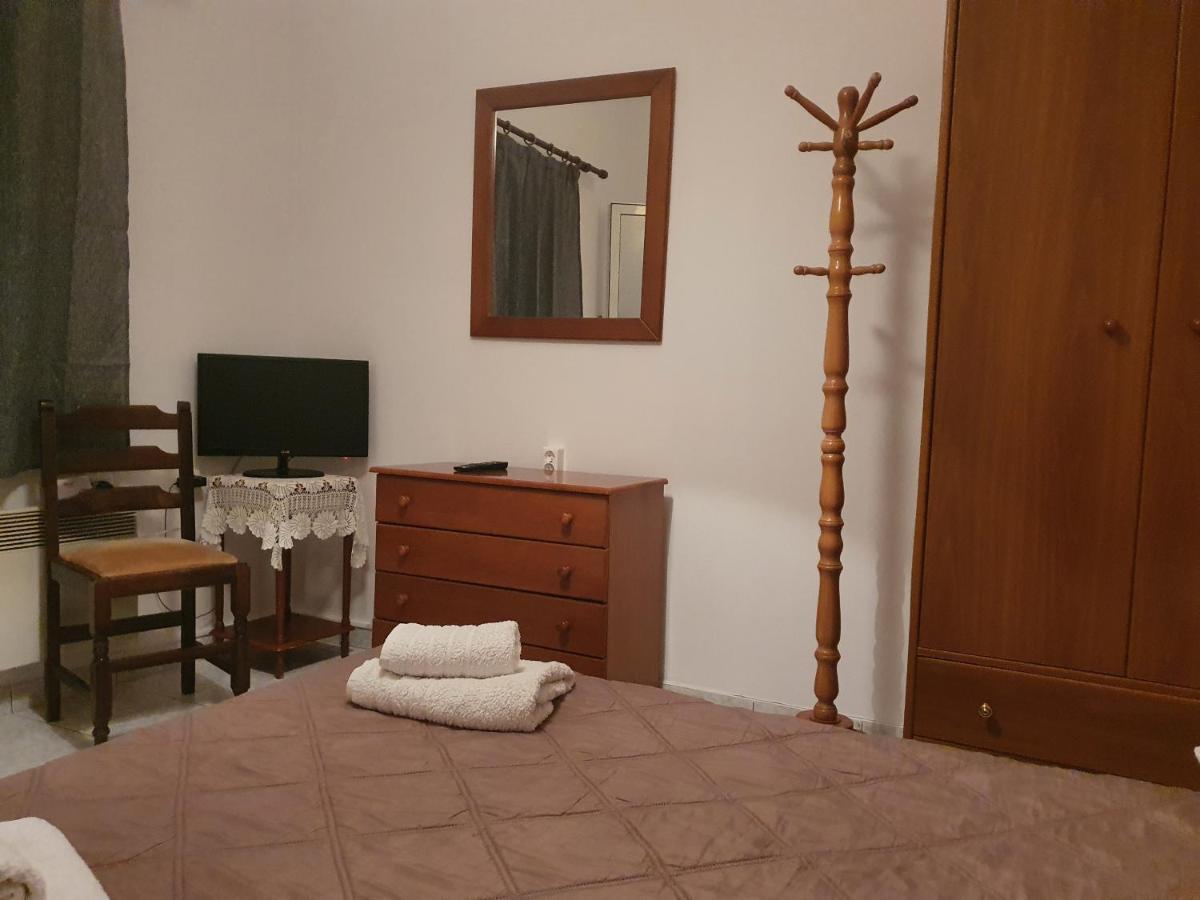 Soullas Apart -Ελλαδα- Apartment Ermoupoli Exterior foto